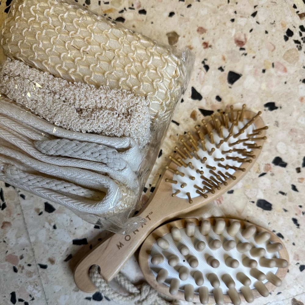 Monat self care set | massage kit, brush, sponge and other items.